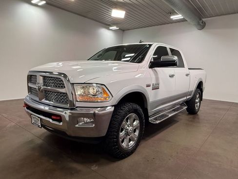 Used 2014 RAM 2500 Laramie w/ Convenience Group AWD/4WD image 41