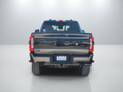 New 2025 Ford F350 Platinum w/ Tremor Off-Road Package AWD/4WD image 5
