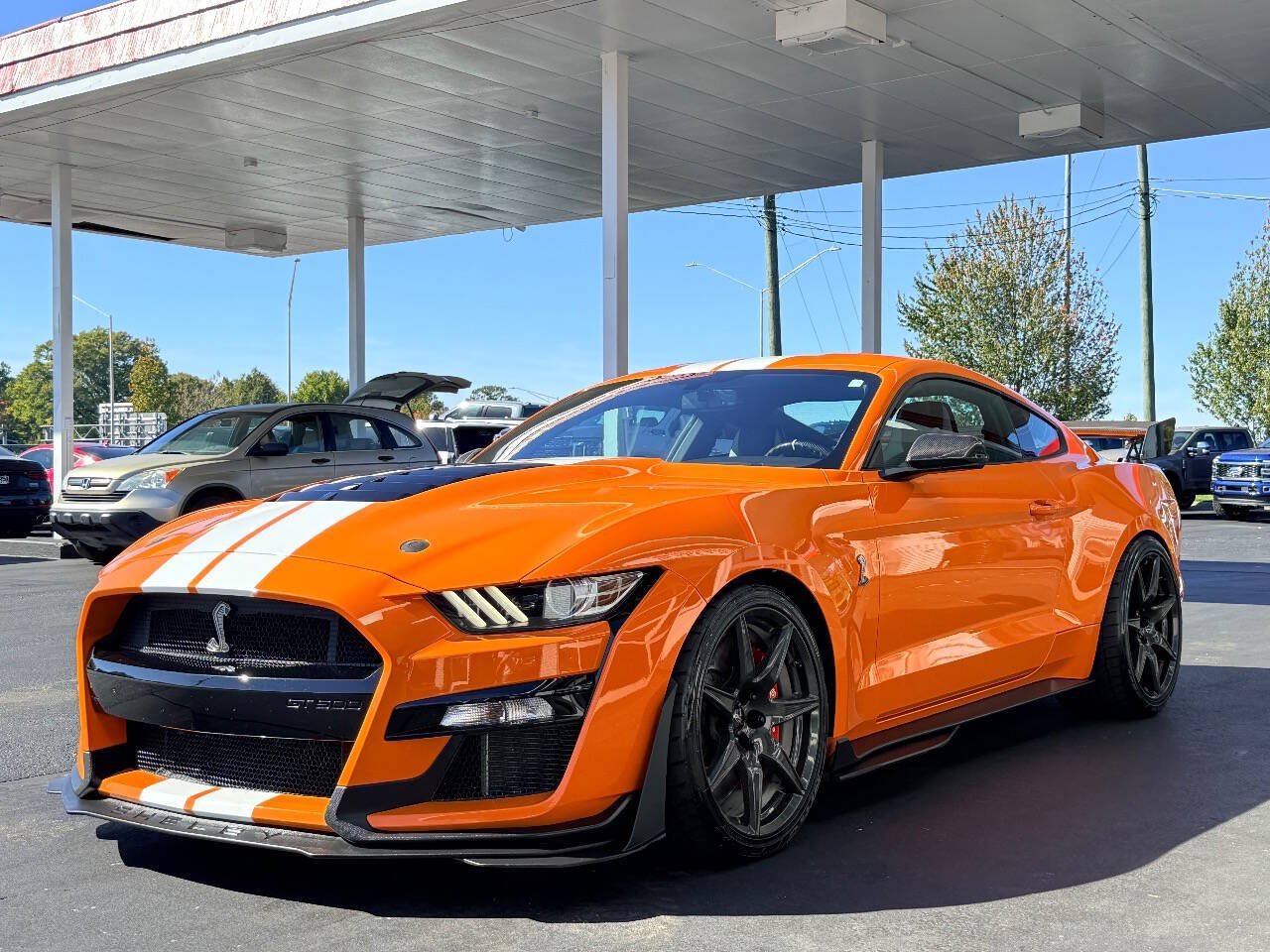 Used 2020 Ford Mustang Shelby GT500 w/ Carbon Fiber Track Pack RWD image 6
