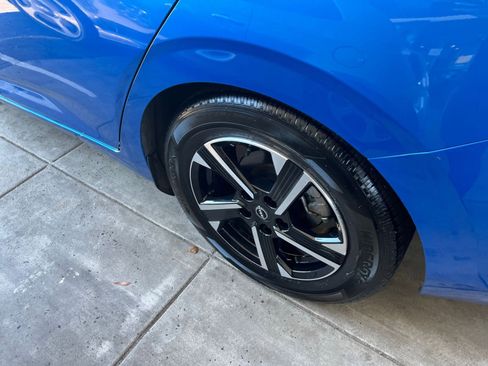 Used 2025 Nissan Sentra SV image 30