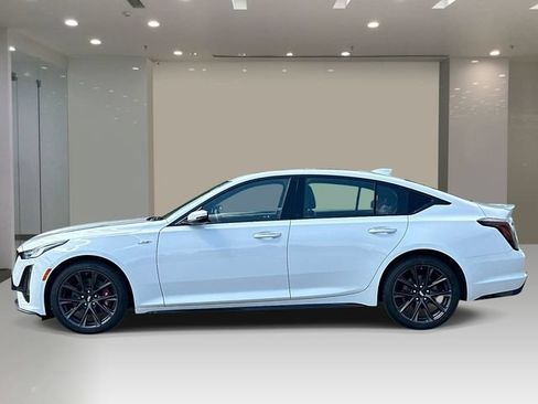 Used 2022 Cadillac CT5 V w/ Premium Package AWD/4WD image 2
