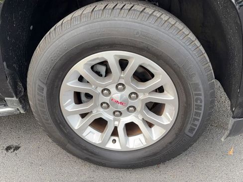 Used 2016 GMC Yukon XL SLT image 10