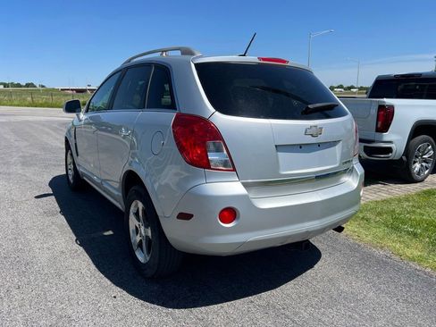 Used 2013 Chevrolet Captiva Sport LT FWD image 6