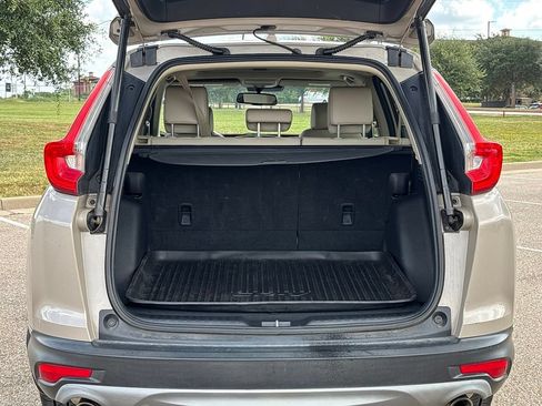 Used 2019 Honda CR-V Touring image 8
