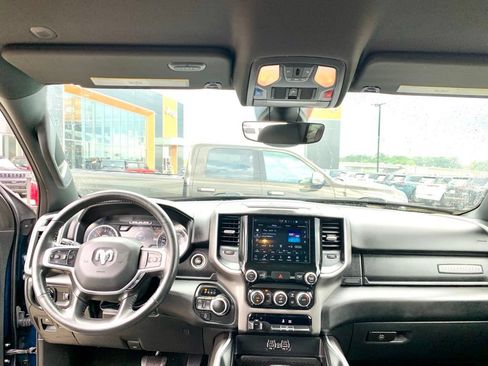 Used 2022 RAM 1500 Big Horn AWD/4WD image 16