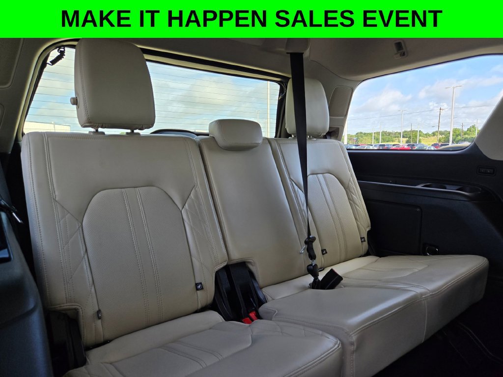 Used 2021 Ford Expedition Platinum RWD image 26