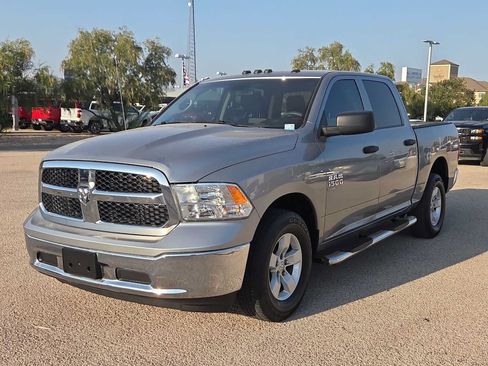Used 2022 RAM 1500 Tradesman w/ Chrome Plus Package RWD image 4
