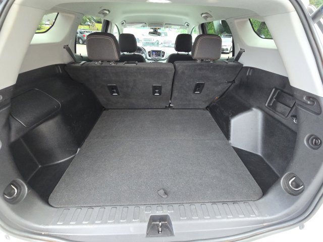 Used 2022 GMC Terrain SLE w/ Driver Convenience Package FWD image 14