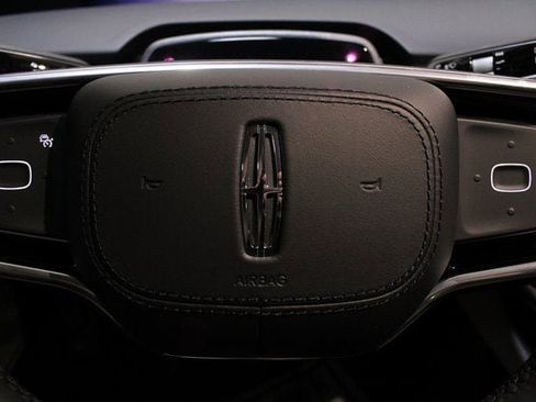 New 2026 Lincoln Nautilus Reserve AWD/4WD image 37