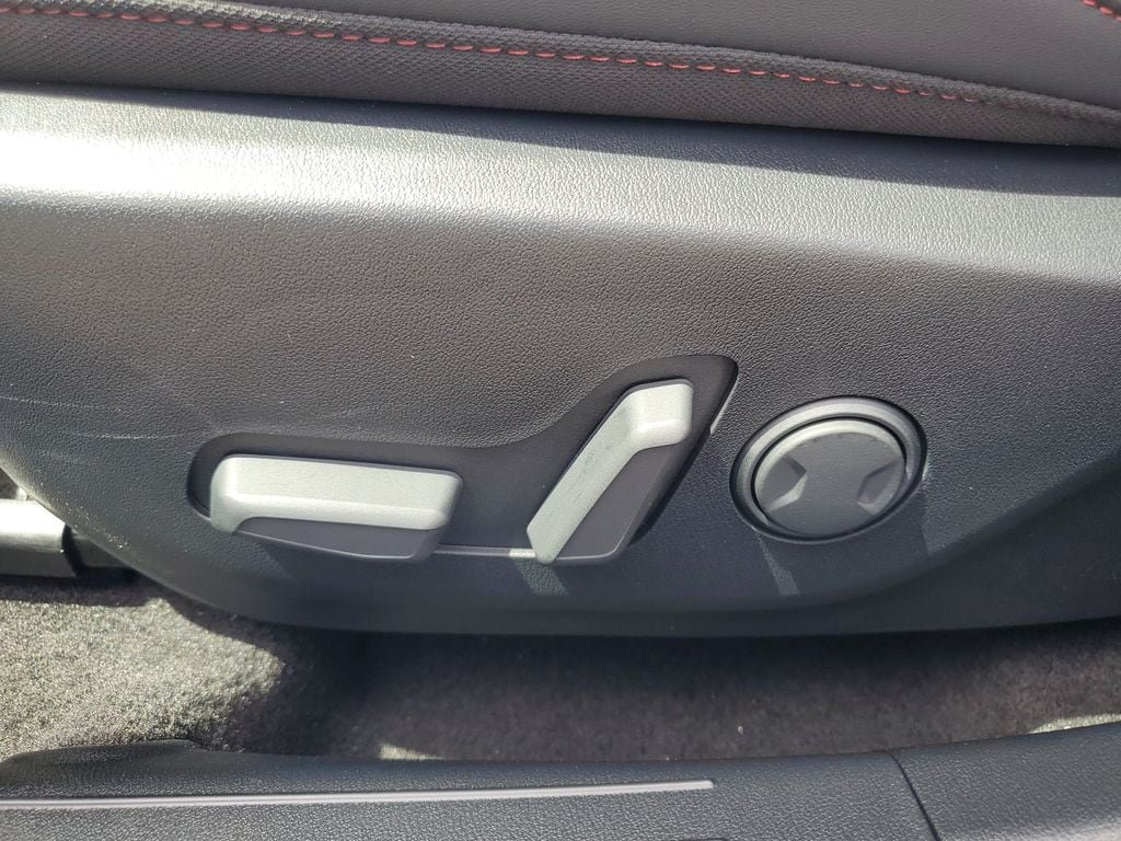 New 2026 Kia K4 GT-Line FWD image 8