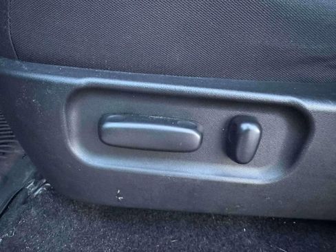 Used 2023 Toyota Tacoma TRD Off-Road image 13