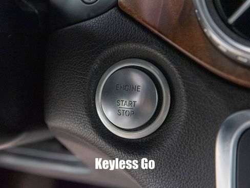 Used 2016 Mercedes-Benz GLA 250 4MATIC image 23