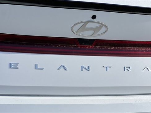 New 2026 Hyundai Elantra SEL Sport image 9