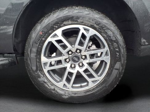 New 2026 Ford Expedition Active image 5