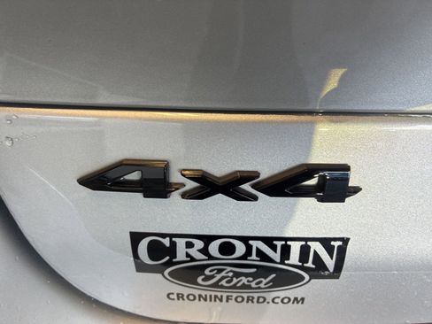 Used 2025 Jeep Grand Cherokee L Altitude AWD/4WD image 7