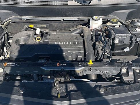 Used 2021 Chevrolet Equinox Premier AWD/4WD image 11
