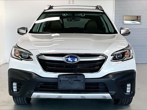 Used 2022 Subaru Outback Touring image 6