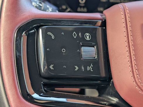 Certified 2024 Land Rover Range Rover Sport Dynamic SE image 19