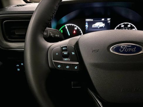 Certified 2023 Ford Maverick XLT w/ XLT Luxury Package FWD image 17