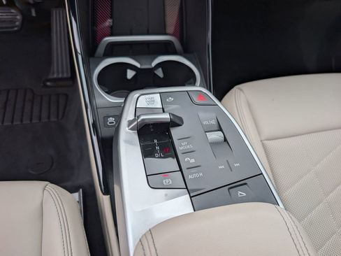 Used 2025 BMW X1 xDrive28i w/ Convenience Package image 19