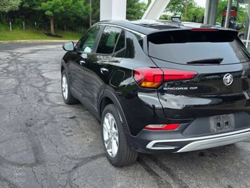Used 2023 Buick Encore GX Preferred w/ Cold Weather Comfort Package FWD image 3