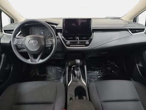 Certified 2025 Toyota Corolla LE FWD image 9