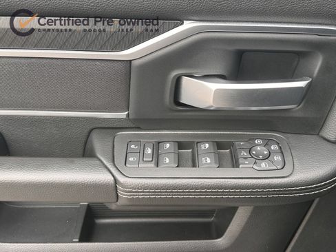 Used 2025 RAM 2500 Big Horn AWD/4WD image 28