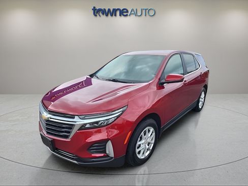 Used 2024 Chevrolet Equinox LT AWD/4WD image 1