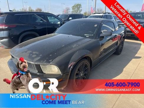 Used 2007 Ford Mustang Deluxe image 1
