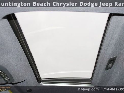 Used 2020 INFINITI Q60 Red Sport 400 w/ Cargo Package image 38