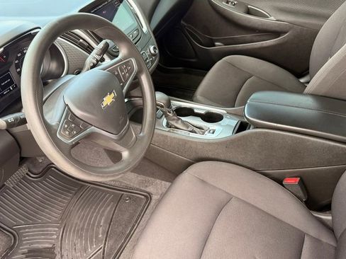 Used 2022 Chevrolet Malibu LT FWD image 26