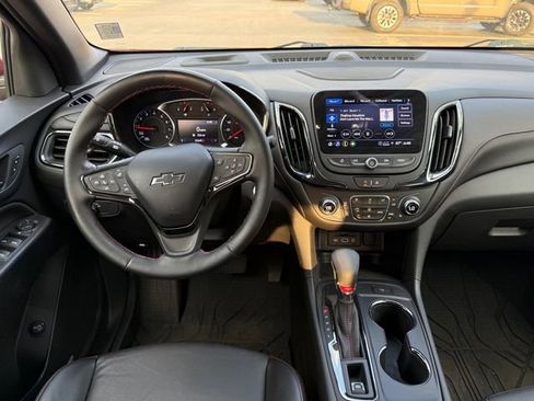 Used 2023 Chevrolet Equinox RS w/ RS Leather Package FWD image 11