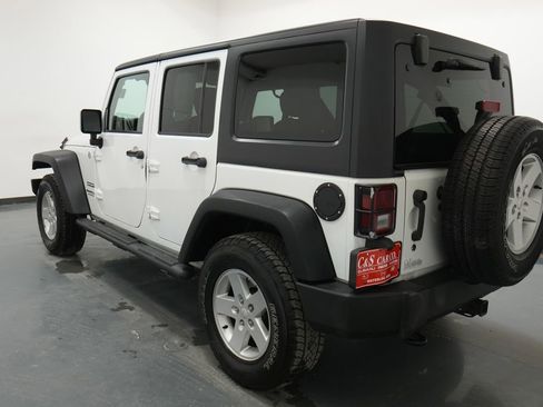 Used 2015 Jeep Wrangler Unlimited Sport w/ Quick Order Package 24S AWD/4WD image 6