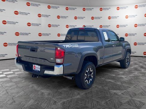 Used 2016 Toyota Tacoma TRD Off-Road w/ Towing Package AWD/4WD image 5