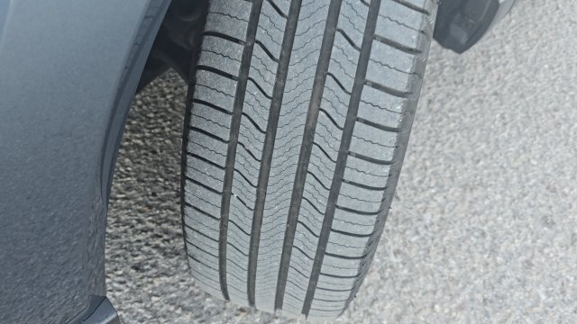 Used 2024 Toyota Venza XLE AWD/4WD image 34