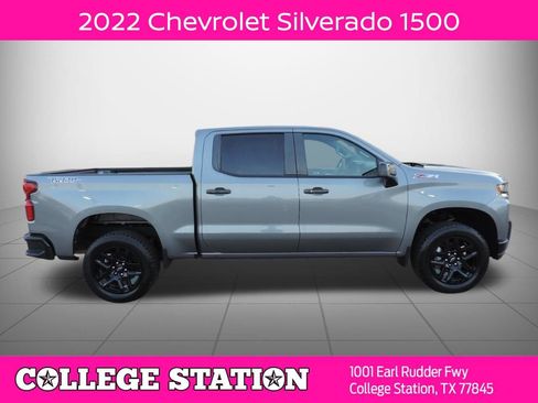 Used 2022 Chevrolet Silverado 1500 LT Trail Boss AWD/4WD image 2