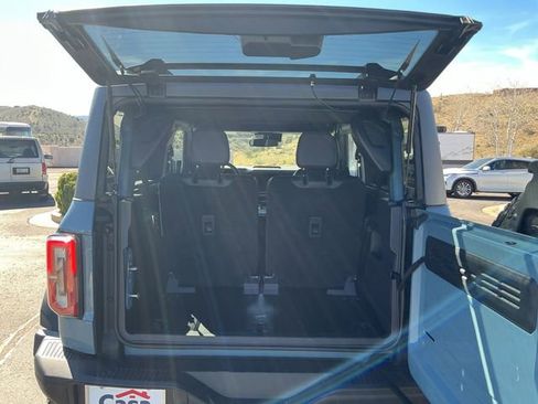 Used 2022 Ford Bronco Badlands w/ Sasquatch Package image 24