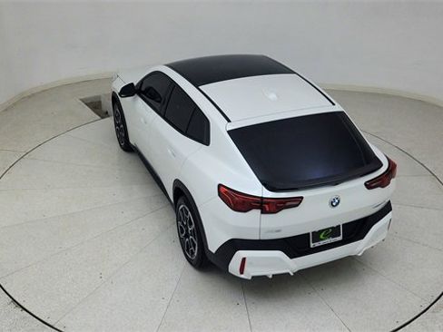 Used 2025 BMW X2 xDrive28i image 79