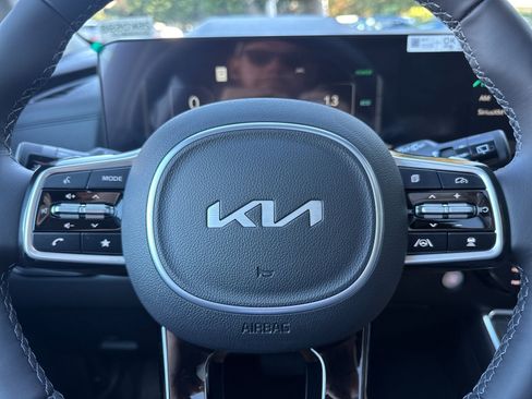 New 2026 Kia Carnival SX Prestige image 25