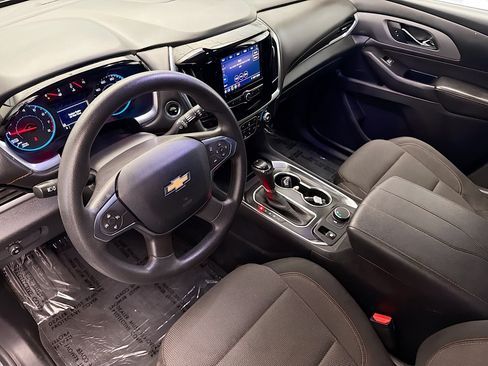 Used 2020 Chevrolet Traverse LS w/ LPO, Blackout Package FWD image 7