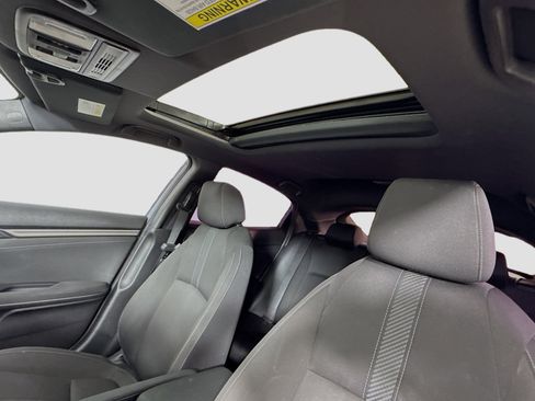 Used 2019 Honda Civic EX image 22