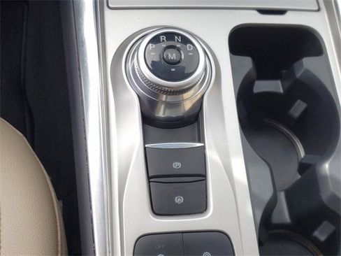 Used 2020 Ford Explorer Limited w/ Class III Trailer Tow Package image 31