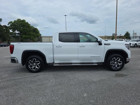 Used 2023 GMC Sierra 1500 SLT AWD/4WD image 9