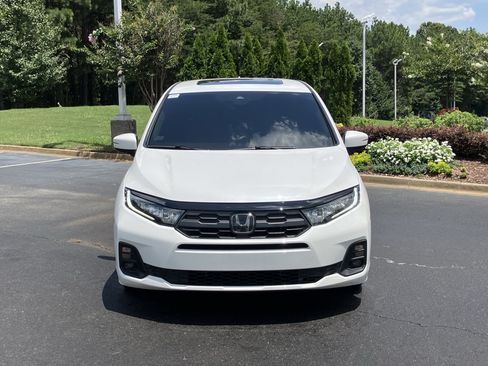 Certified 2025 Honda Odyssey EX-L image 3