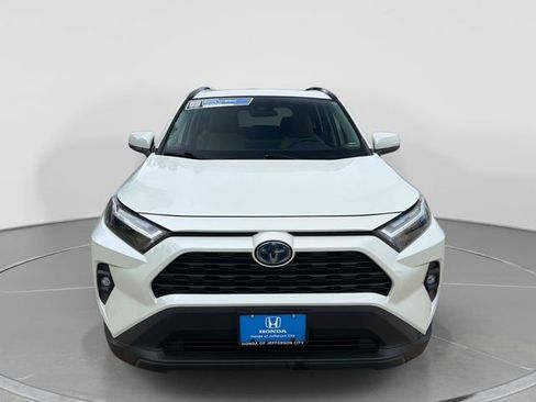 Used 2022 Toyota RAV4 XLE Premium AWD/4WD image 10