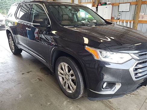 Used 2019 Chevrolet Traverse High Country w/ LPO, Floor Liner Package AWD/4WD image 5
