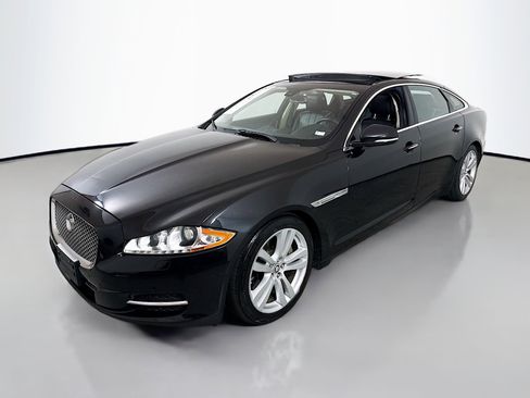 Used 2013 Jaguar XJ L Portfolio RWD image 3