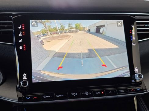 New 2026 Jeep Grand Wagoneer 4WD image 23