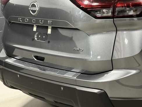 New 2026 Nissan Rogue SV AWD/4WD image 11