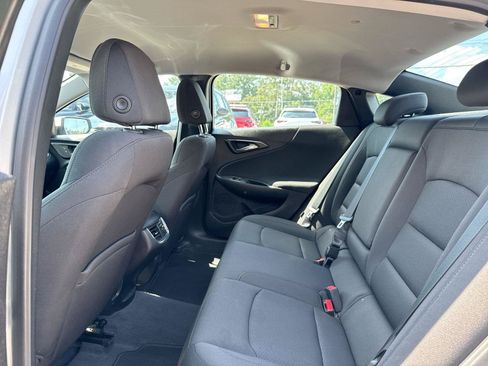 Used 2019 Chevrolet Malibu LT w/ Driver Confidence Package II FWD image 19